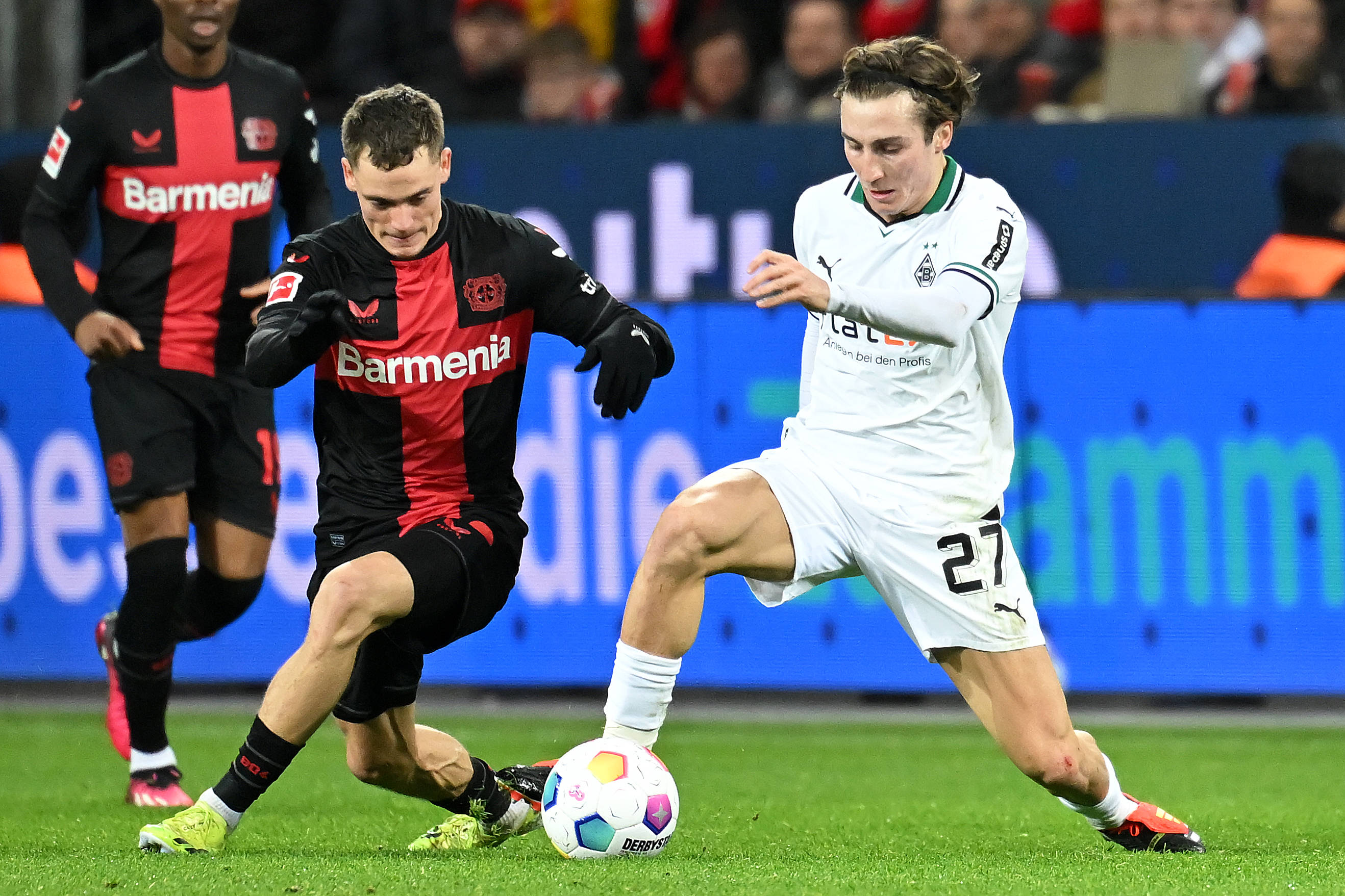 开云APP-霍芬海姆三球大胜，实力雄厚向前迈进(霍芬海姆比赛)